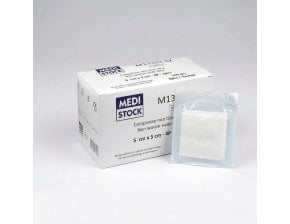 Compresses non tissées stériles 4 plis